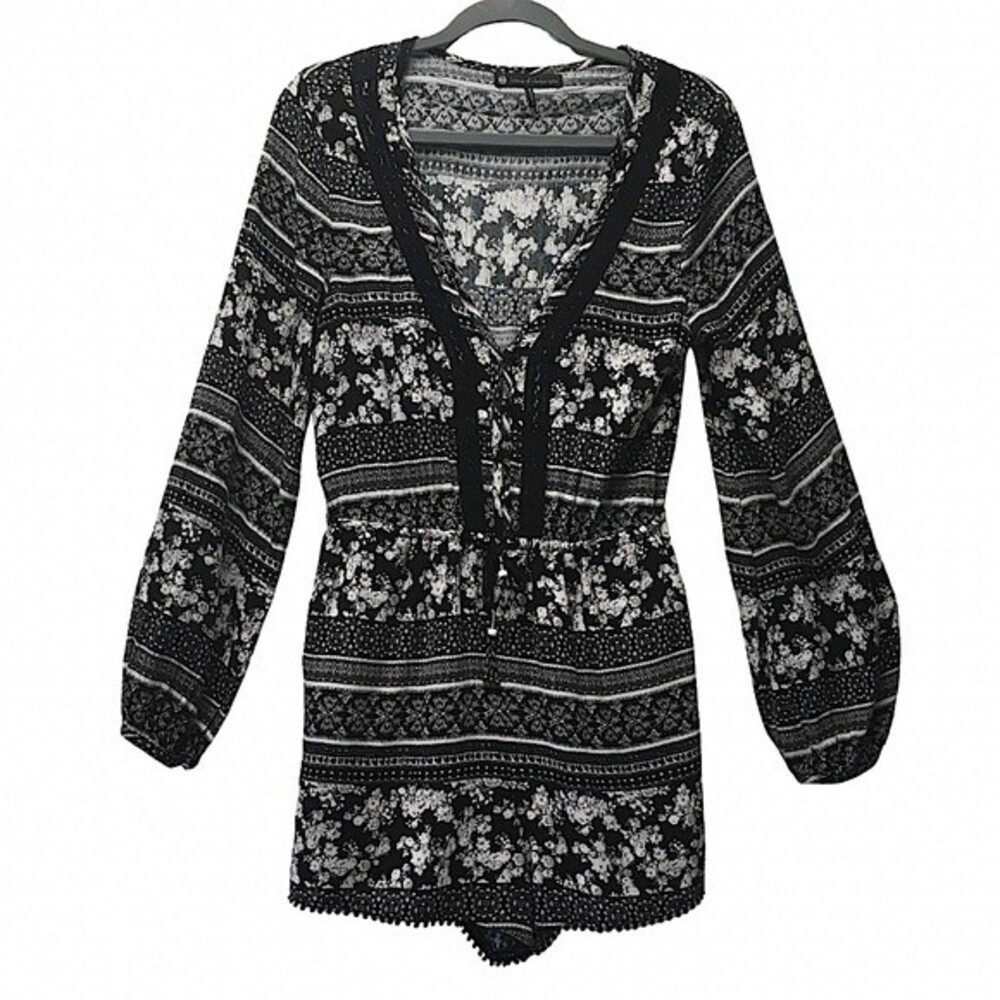 House of Harlow Boho Floral Romper Black White Lace Fringe Trim Festival, Small - Picture 2 of 10